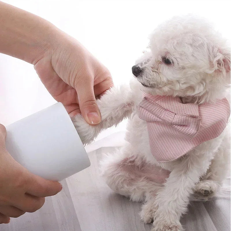 Effortless Pet Paw Cleaner - Automatic Silicone Foot Washer for Cats & Dogs